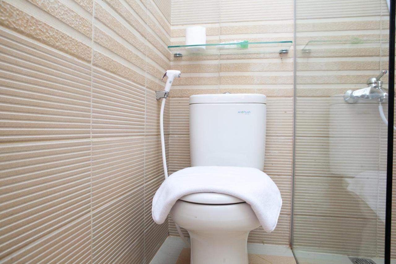 Reddoorz Plus Near Pasundan University Bandung Exterior photo